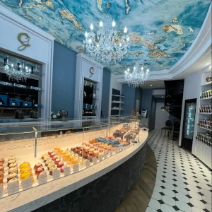 Maison Corbeaux , La pâtisserie de Guillaume à Bayeux