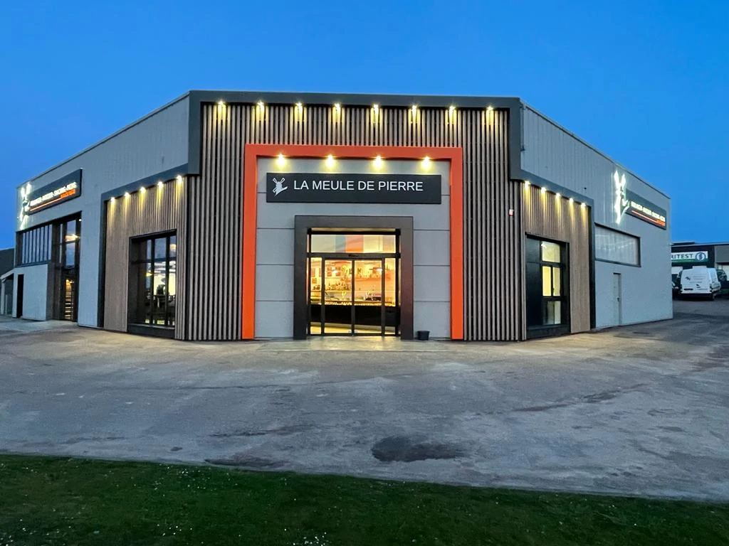 Maison Pierre Boulangerie de nuit à Evrecy